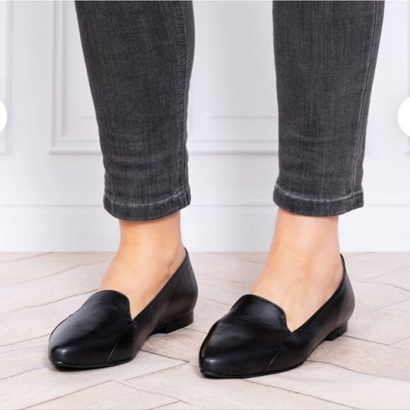 BRAND NEW FOREVER 21 POINTED TOE SLIP-ON WOMEN"S FLAT - Picture 1 of 14